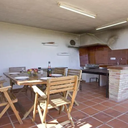 Sleeps 8 Pool Villa *