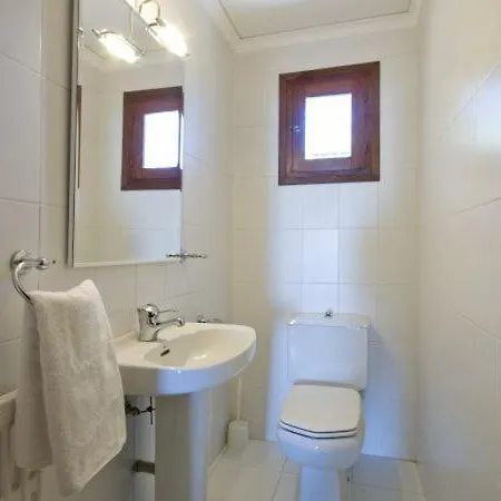 Sleeps 8 Pool Villa Calpe